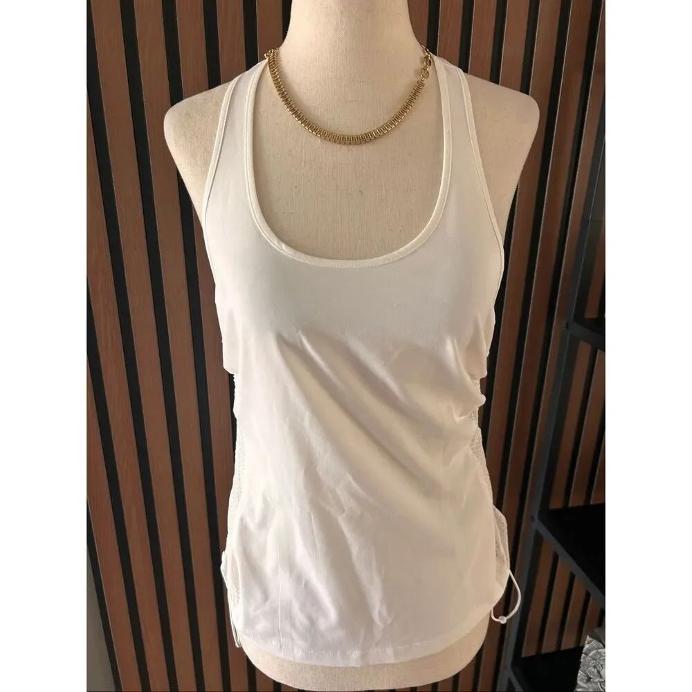 Athleta white mesh shirt workout side crunch size XS